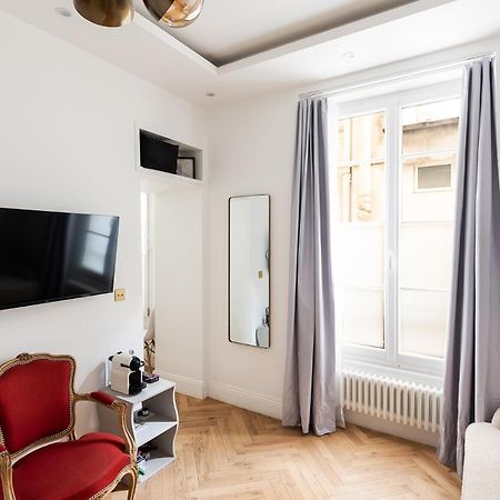 Paris Eiffel Apartment Ngoại thất bức ảnh