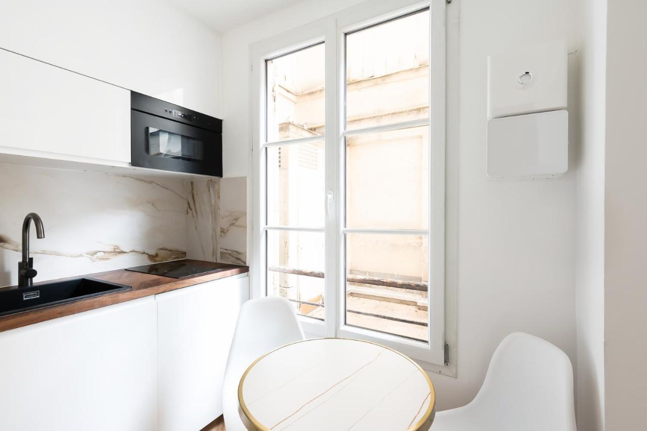 Paris Eiffel Apartment Ngoại thất bức ảnh