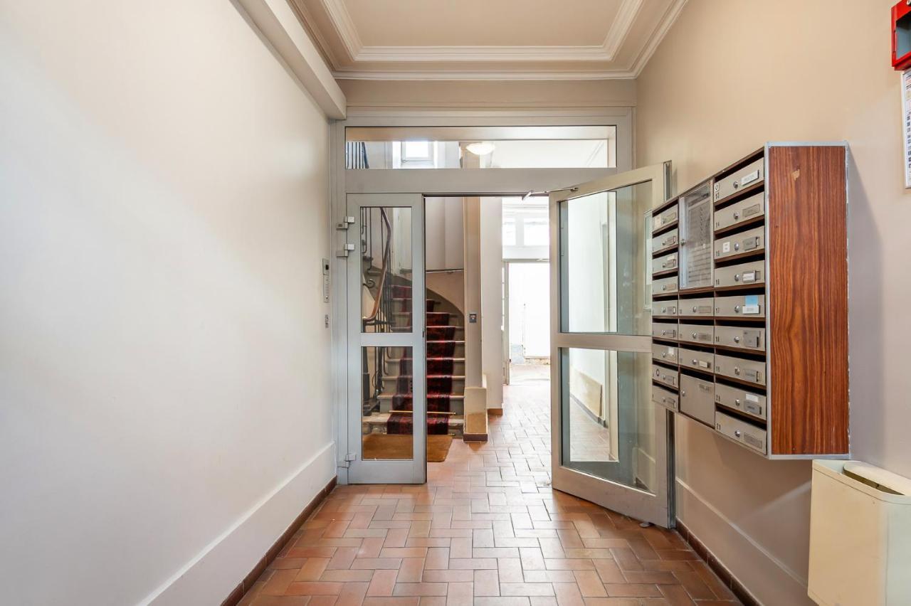 Paris Eiffel Apartment Ngoại thất bức ảnh